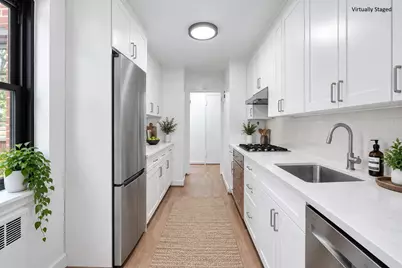 84-01 Main Street #325, Briarwood, NY 11435 - Photo 5