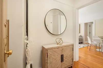 250 W 75th Street #6D, New York, NY 10023 - Photo 3