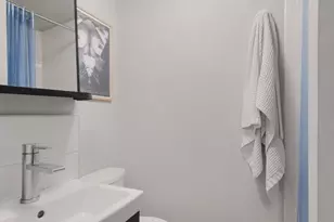 33 Sutton St, New York City, NY 11222 - Photo 7