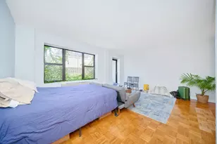 337 W 43rd St, New York City, NY 10036 - Photo 3