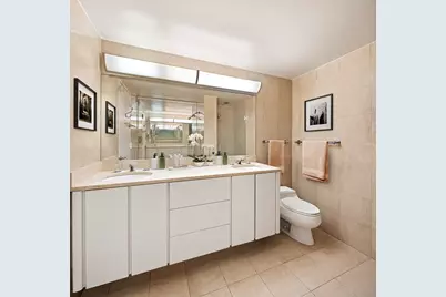200 E 69th Street #6N, New York City, NY 10021 - Photo 5
