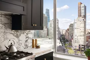 61 W 62nd St, New York City, NY 10023 - Photo 7