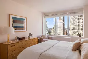 61 W 62nd St, New York City, NY 10023 - Photo 9