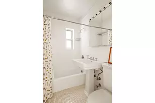 126 W 96th St, New York City, NY 10025 - Photo 7