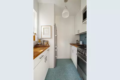 126 W 96th Street #4E, New York City, NY 10025 - Photo 5