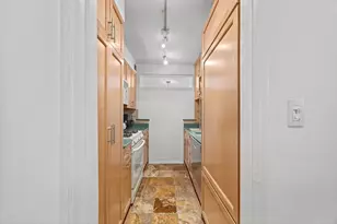 165 E 32nd St, New York City, NY 10016 - Photo 5