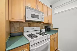 165 E 32nd St, New York City, NY 10016 - Photo 7