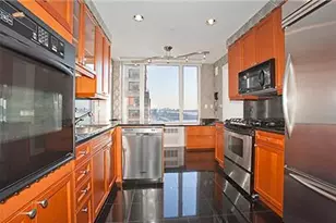 220 Riverside Blvd, New York City, NY 10069 - Photo 19