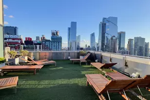 350 W 42nd St, New York City, NY 10036 - Photo 11