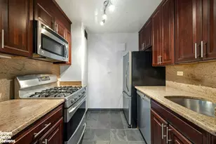 340 E 80th St, New York, NY 10075 - Photo 5