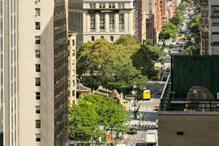 160 W 66th St, New York City, NY 10023 - Photo 13