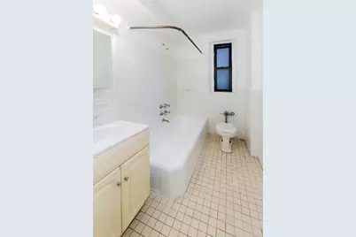 3015 Riverdale Avenue #2A, New York City, NY 10463 - Photo 5