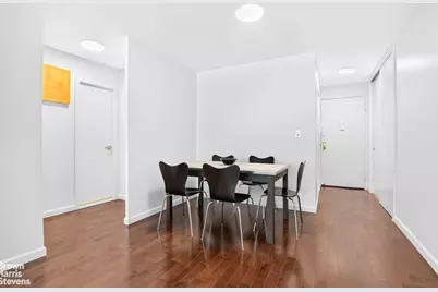 520 E 72nd Street #9T, New York, NY 10021 - Photo 3