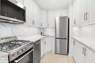 520 E 72nd St, New York, NY 10021 - Photo 5