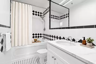 1 Tiffany Pl, New York City, NY 11231 - Photo 11