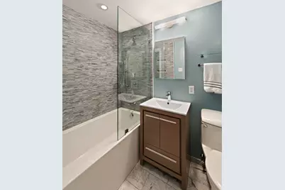 130 E 63rd Street #8D, New York City, NY 10065 - Photo 5