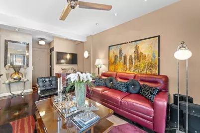 50 E 8th Street #6P, New York, NY 10003 - Photo 3