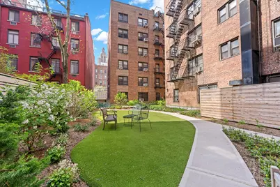 50 E 8th Street #6P, New York, NY 10003 - Photo 15