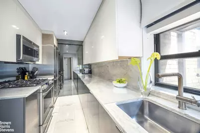 434 E 52nd Street #8G, New York, NY 10022 - Photo 5