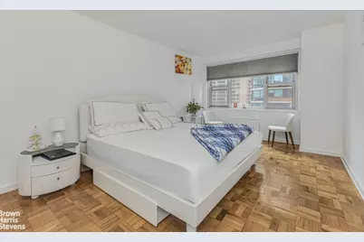 300 E 40th Street #16K, New York City, NY 10016 - Photo 7