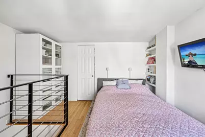 184 Thompson Street #6S, New York, NY 10012 - Photo 9
