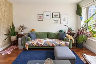 30-85 Vernon Blvd, Astoria, NY 11102 - Photo 3