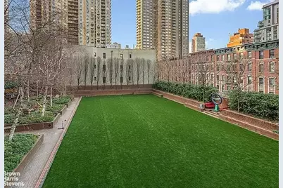 515 E 72nd Street #28A, New York City, NY 10021 - Photo 15