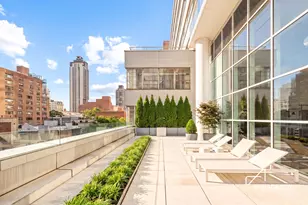 200 E 59th St, New York City, NY 10022 - Photo 13