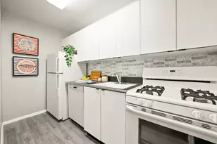 315 E 70th St, New York, NY 10021 - Photo 9