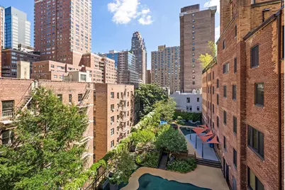 315 E 70th Street #7D, New York, NY 10021 - Photo 11