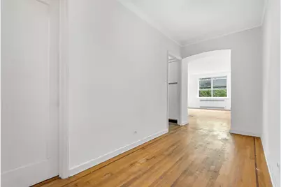 310 W 55th Street #4B, New York City, NY 10019 - Photo 3