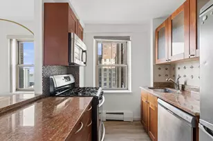 111 Hicks St, New York City, NY 11201 - Photo 5