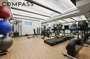 350 W 71st St, New York City, NY 10023 - Photo 11