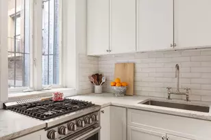 302 W 102nd St, New York City, NY 10025 - Photo 3