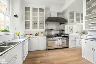 36 E 72nd St, New York City, NY 10021 - Photo 9