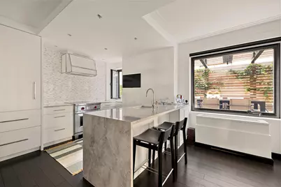8 E 83rd Street #11F, New York City, NY 10028 - Photo 3