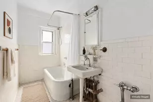250 W 94th St, New York City, NY 10025 - Photo 9