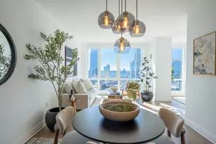 460 W 42nd St, New York City, NY 10036 - Photo 5