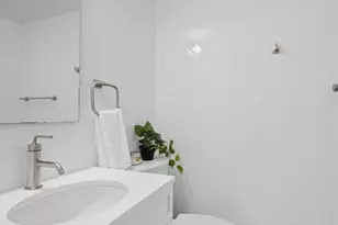 140 E 63rd St, New York City, NY 10065 - Photo 7