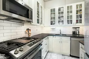 425 West End Ave, New York, NY 10024 - Photo 3