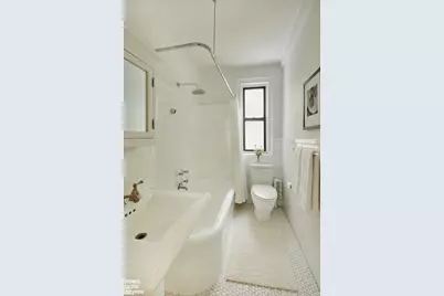425 E 51st Street #2D, New York City, NY 10022 - Photo 5