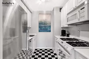 225 E 57th St, New York City, NY 10022 - Photo 7