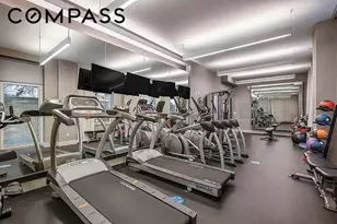 432 W 52nd St, New York City, NY 10019 - Photo 13