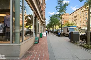 101 W 81st St, New York City, NY 10024 - Photo 9
