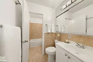 101 W 81st St, New York City, NY 10024 - Photo 5