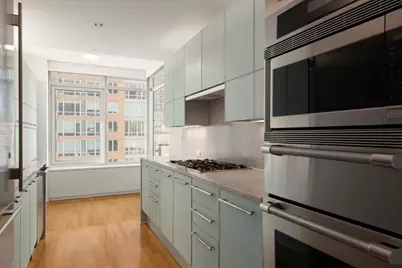 310 E 53rd Street #11B, New York, NY 10022 - Photo 5