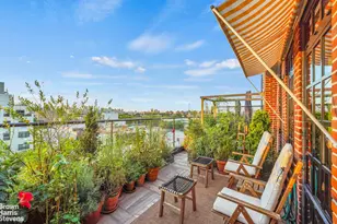 37-28 30th St, New York City, NY 11101 - Photo 7