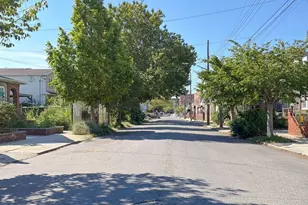 1099 E 43rd St, Brooklyn, NY 11210 - Photo 5