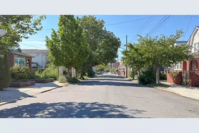 1099 E 43rd Street, Brooklyn, NY 11210 - Photo 5