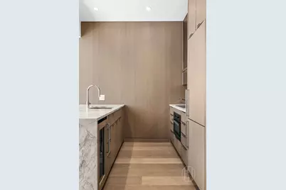 111 W 56th Street #41D, New York, NY 10019 - Photo 7